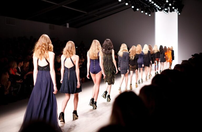 UploadBlog for Fashion: Your Gateway to the Latest Fashion Trends UploadBlog for Fashion UploadBlog for Fashion: Your Gateway to the Latest Fashion Trends